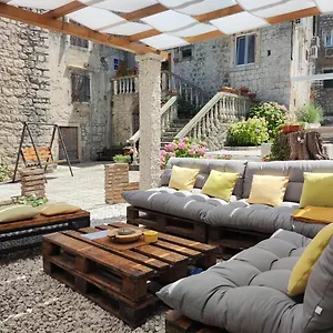 Guest house Exalto